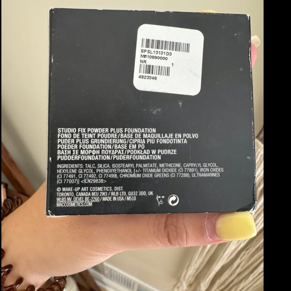 MAC Studio Fix Powder Plus Foundation NC10 - Picture 6 of 6